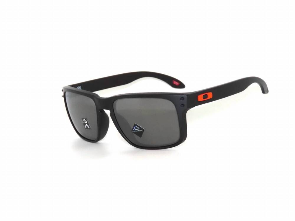 NEW OAKLEY men's holbrook sunglasses in matte black prizm